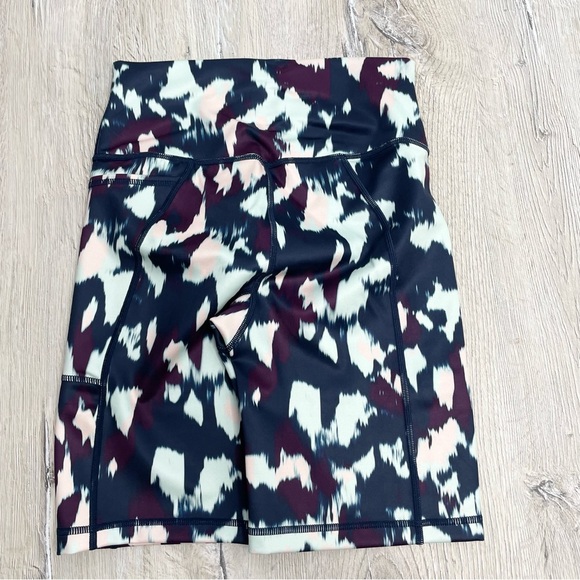 Sweaty Betty Super Sculpt Biker Shorts - Picture 7 of 10